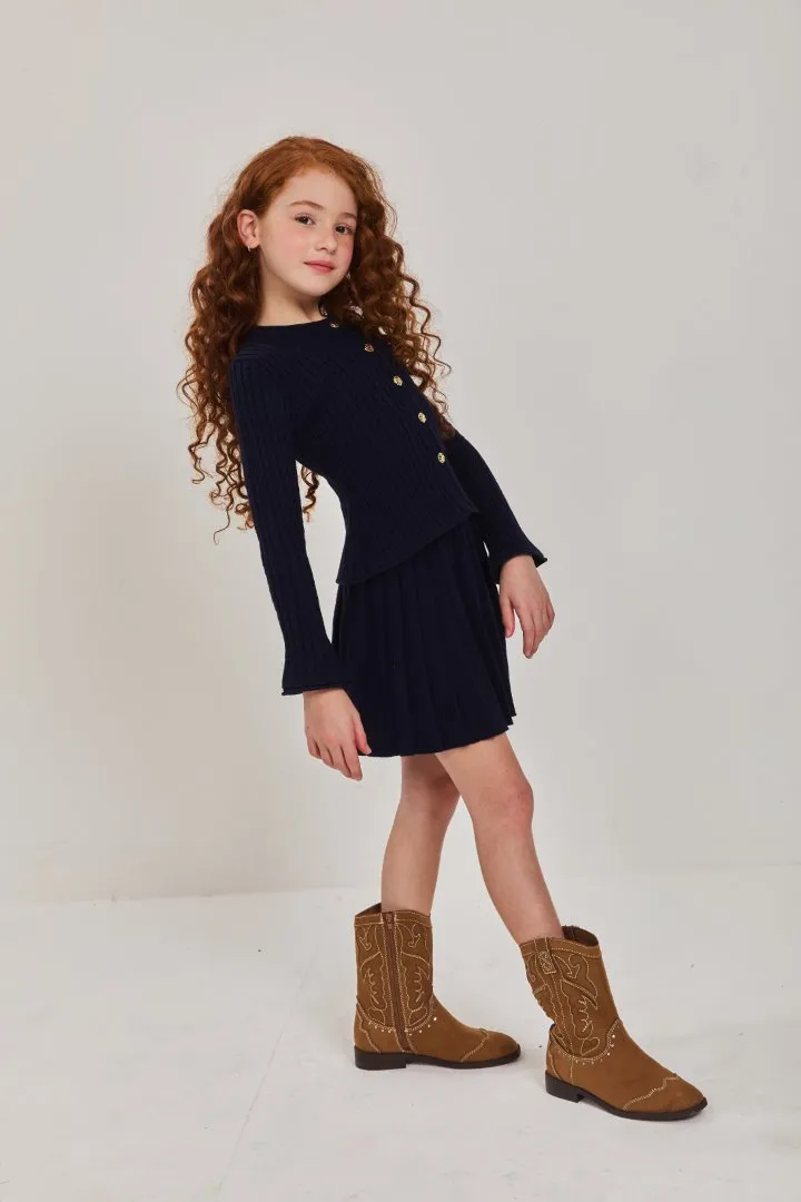 Isabella navy