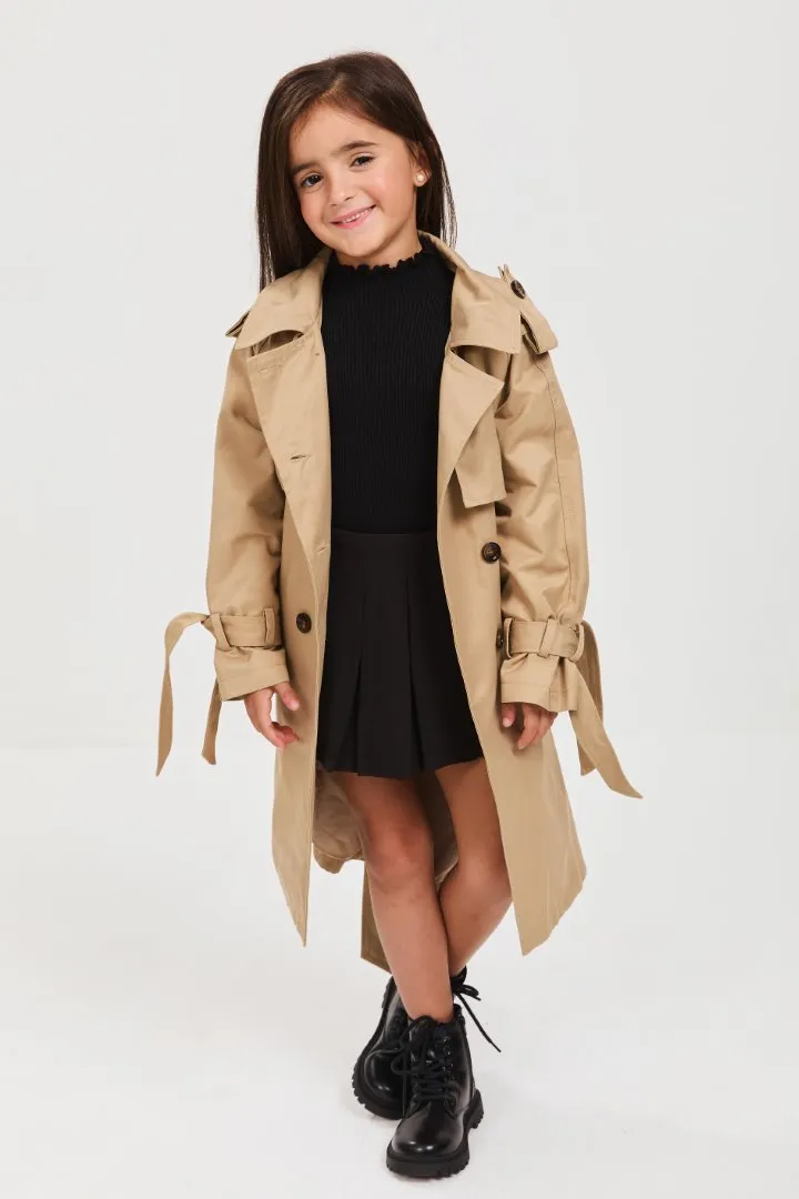 cream trench