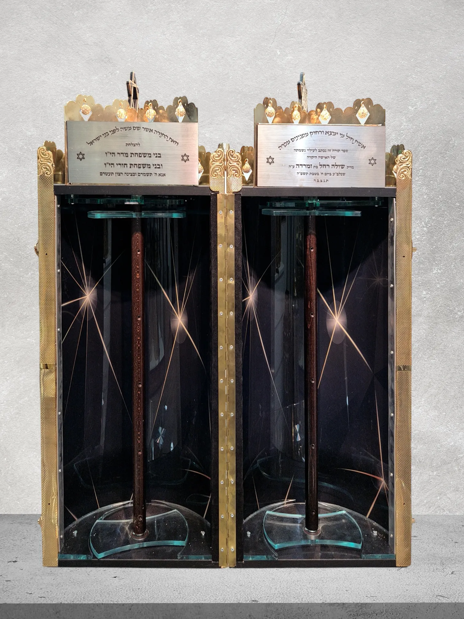 תיק לספר תורה פרימיום דגם “מגן דוד” משובץ