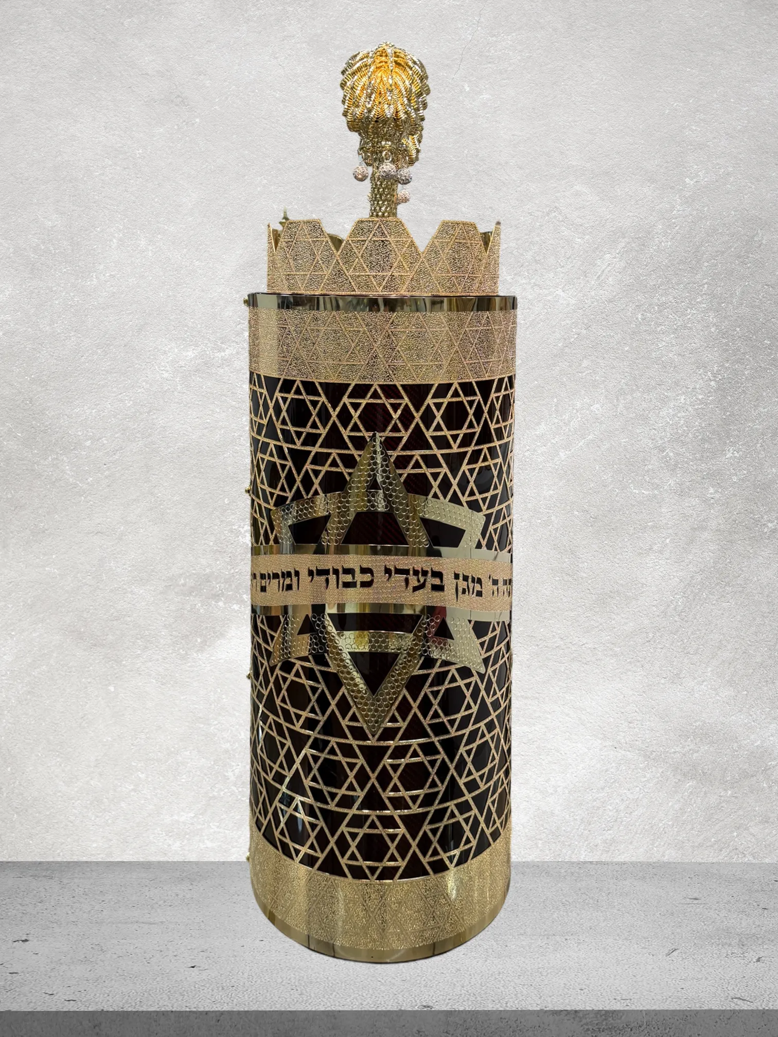 תיק לספר תורה קרבון חום מעושן