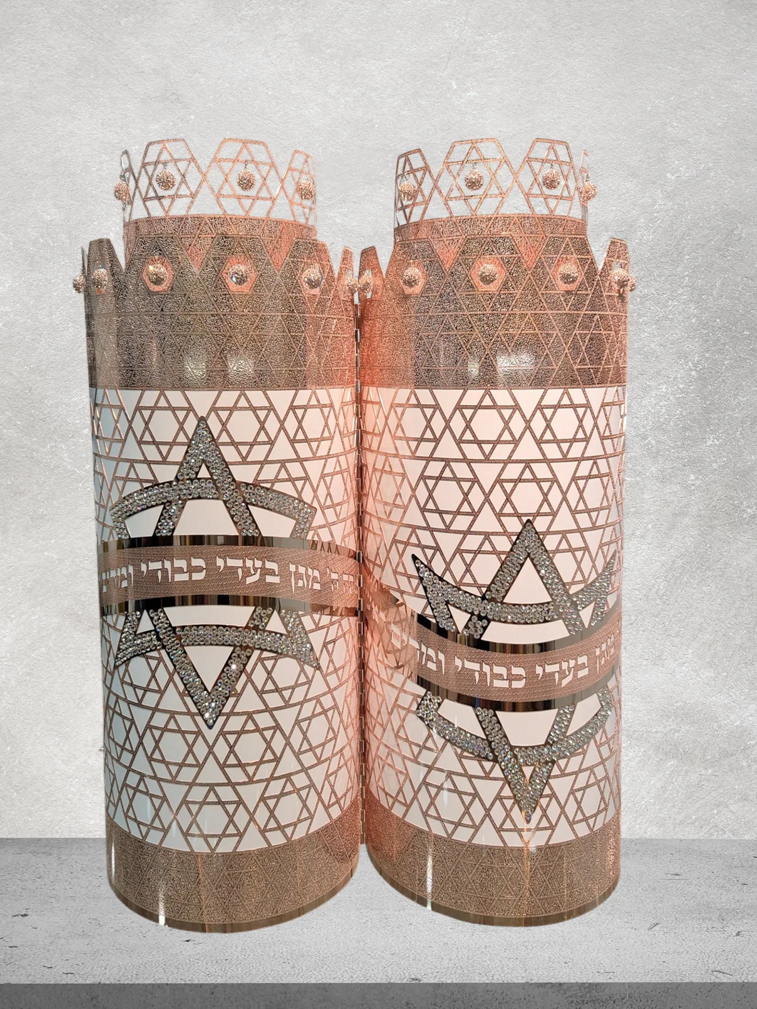 תיק לספר תורה דגם "מגן הנצח" - רוז גולד