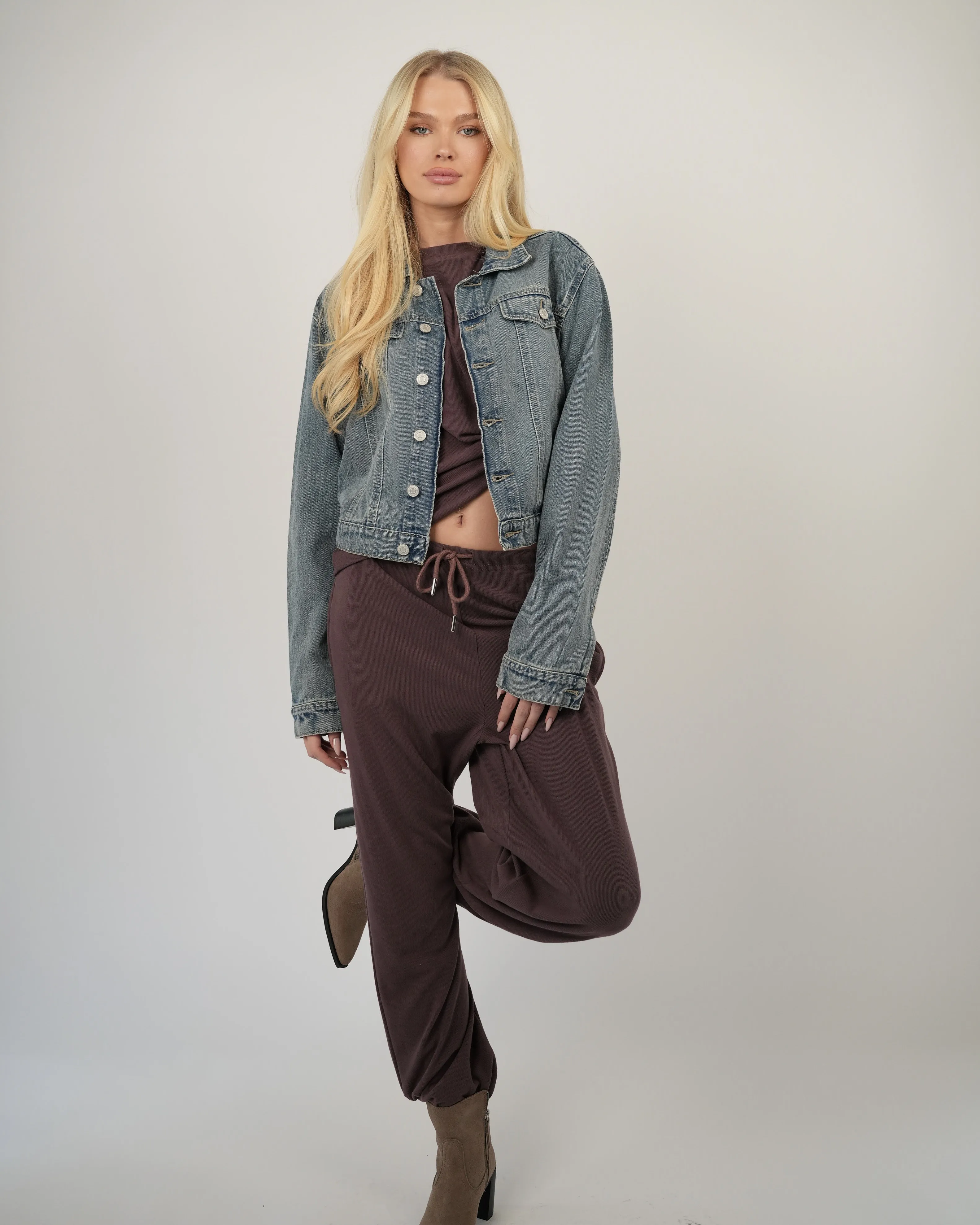 חליפת נוחות מודל משוייף